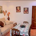 Chalet Acogedor Con Piscina